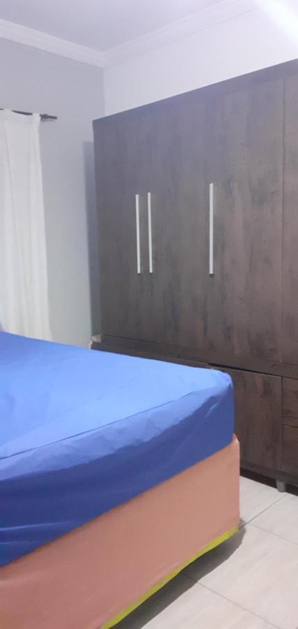 Apartamento Enseada Apartment กัวรูจา ภายนอก รูปภาพ